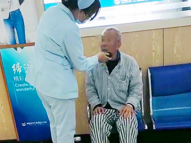 ���ϰ�����ů���� | ������ҽԺ��չ������ο����Ժ���˻